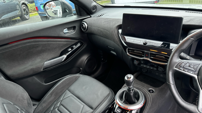 Nissan Juke 1.0 DiG-T Tekna+ 5dr Petrol Hatchback